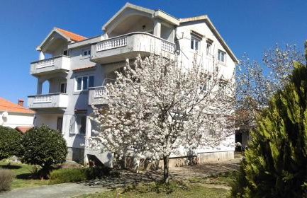 Apartments Lena - Photo 13