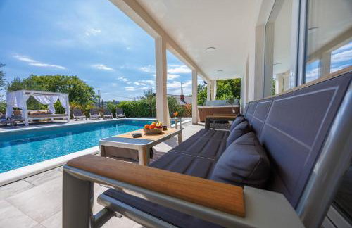 Villa Valentina - Luxurious holiday for 9 people with xxl pool and whirpool - Foto 26