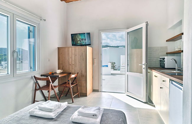 Lefkes Starlight Studio - Photo 3