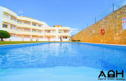 Sunny Terrace Pool by Algarve Dream Holidays - Foto 1