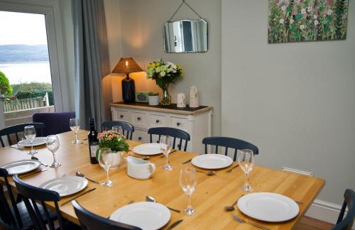 Tegfryn (Sleeps 8), 5*, Sea View, Borth y Gest - Photo 9