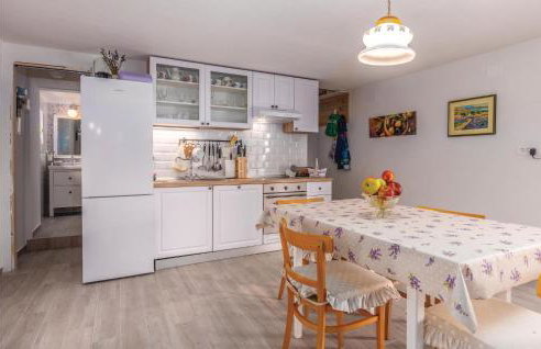 Cozy Home In Cres With House A Panoramic View - Foto 31