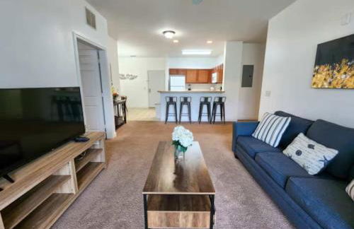 Resort Retreat 2BD Close Disney - Foto 11