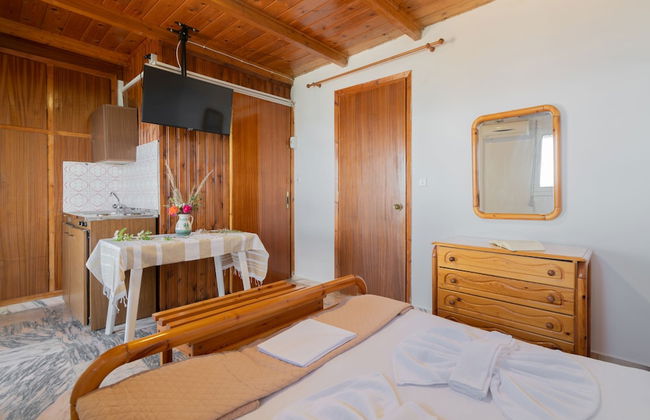 Agnadi Sea View Apartments - Photo 3