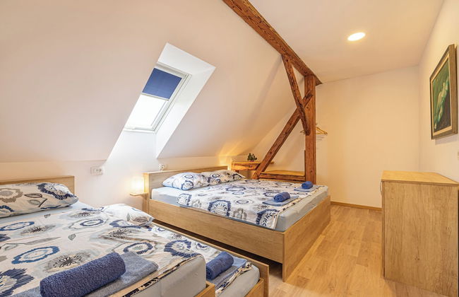 Holy Harmony Suite 3 - Photo 1