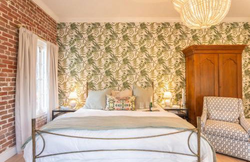 Natchez Charm - Studio, 1 Bath, Full Kitchen, King Bed, 2 Blocks from Mississippi River - Foto 14