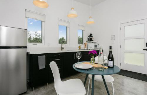 Art Ranch - Goldsworthy - Hill Country Getaway, Gas Grill, Art Classes Onsite - Foto 3