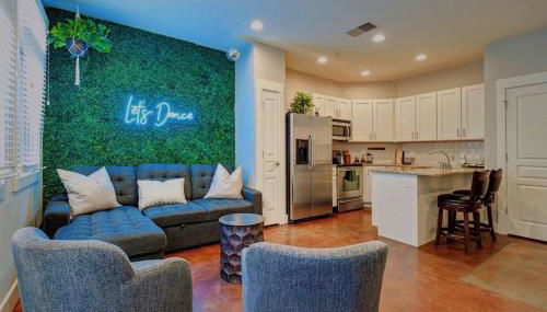 The Celebrity - Free Parking, Central, Vanderbilt - Foto 1