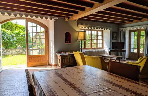 Maison calme avec grand terrain, proche commodités et sites médiévaux - FR-1-582-133 - Foto 11