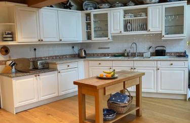 Luxury Brick and Flint House in Funtington - Foto 9