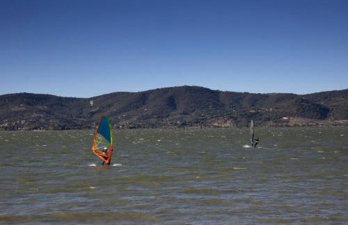The Boathouse, at the lake - Photo 36