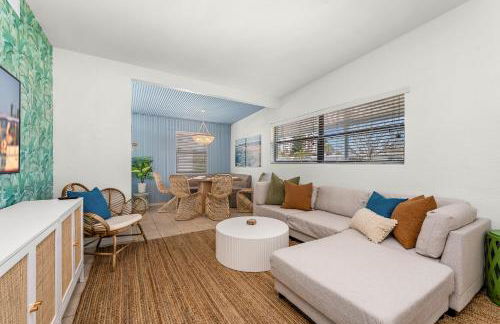 Walk to Beach, Heated Pool, Dog-Friendly, Firepit - Foto 15