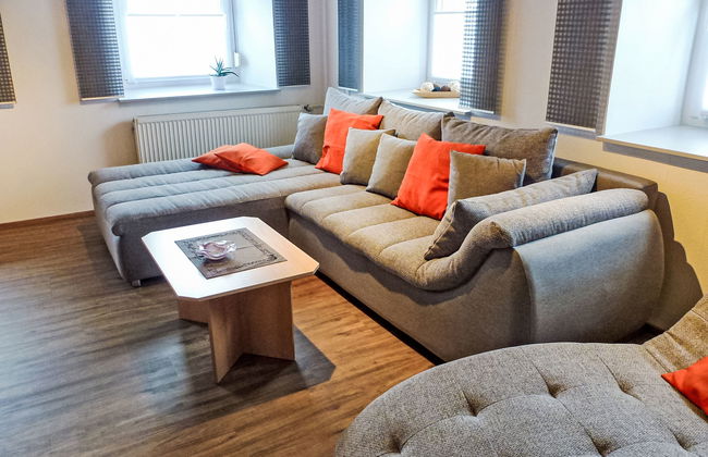 2 bedroom Apartment in Unterkirnach with garden and terrace - Photo 2