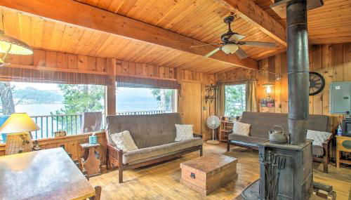 Remote Escape Serene Lakeside Cabin with Beach - Foto 4