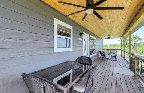 Arkansas Retreat with Deck, Fire Pit and Mtn Views! - Foto 18