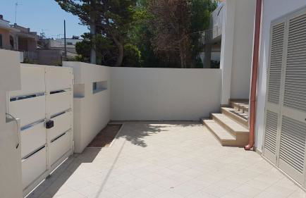 Torre dell'Orso centro - villino vista mare con ampio giardino - Foto 5