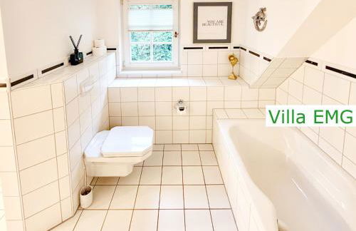 Villa EMG Ferienhaus in Alleinlage mit Privatsee Jacuzzi und Sauna für bis zu 22 Personen bei Osnabrück - Foto 37