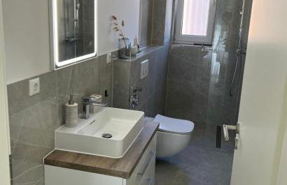 Neubau Apartment 4 Zimmer 111 Quadratmeter inklusive Küche Große Balkonterasse 2x Bad Auto Parkplatz Citynah Braunschweig - Foto 8