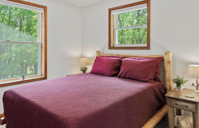 Maple Oasis by Avantstay Newly Built w/ Hot Tub, Game Room & Fire Pit - Foto 105