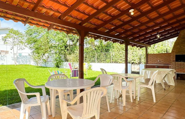 Casa Aconchegante a 100 metros da praia - Photo 44