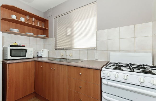 Burswood Lodge Apartments - Photo 6