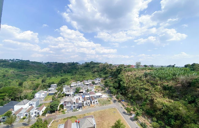 Minimalistic and Cozy Studio Amartha View Apartment - Foto 12