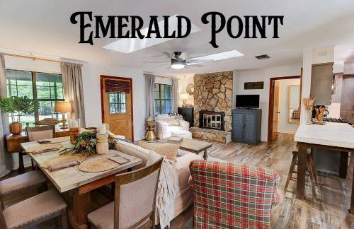 Lakefront Emerald Point wfirepit & kayaks - Foto 64