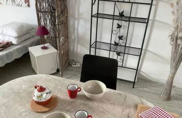 Le Cocon rouge - studio en plein centre historique - Photo 10