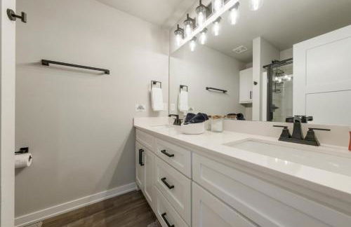 The Rose Retreat - Walk to the Broken Arrow Rose District - Foto 27