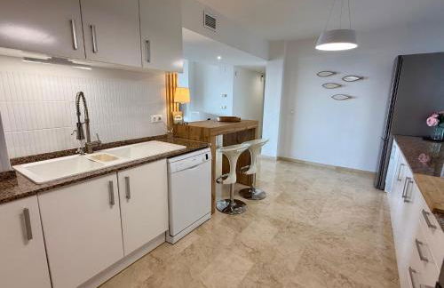 Precioso apartamento con piscina, vistas a mar - Foto 55