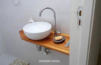 Ponta da Praia amplo 3dorm 3ban frente ao mar - Foto 19