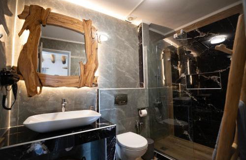 Erifi Luxury Suites - Foto 30