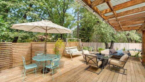 Modern Meadow Vista Vacation Home w/ Spacious Deck - Photo 2