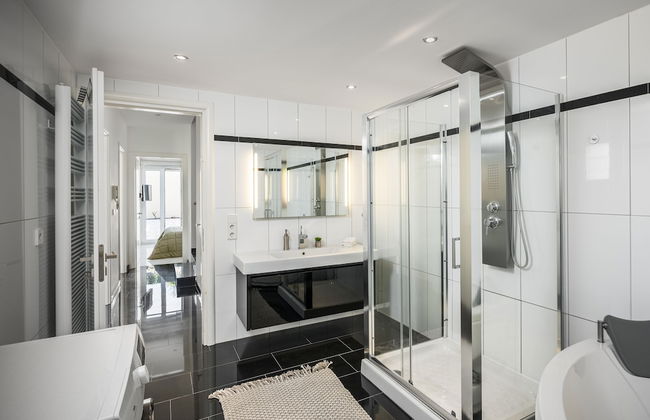 Euphoria Seaview Residences with Shared Pool by Konnect - Foto 44