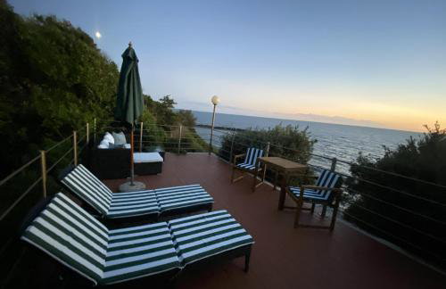 Tuscan seafront apartment with private access to sea - Foto 8