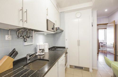 LV Premier Apartments Baixa- PR - Photo 34