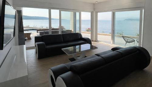 Villa Maritime - Exklusive Strandvilla mit beheiztem Pool, Grillhütte & Meerblick bei Zadar - Foto 4, furniture