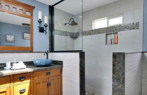 Serene hillside oasis with pool - 20 min to beach - Photo 16