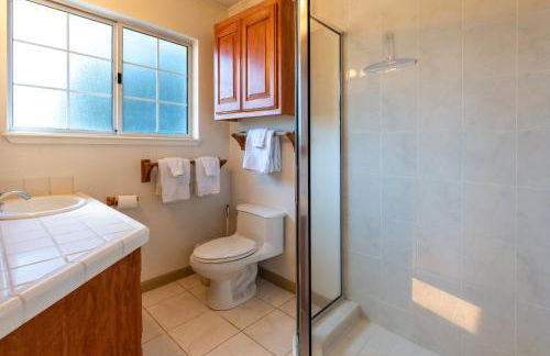 Stunning Coastal Cottage with Views of Monterey Bay - Foto 48