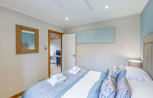 Birch 14 With Hot Tub, Newton Stewart - Photo 3