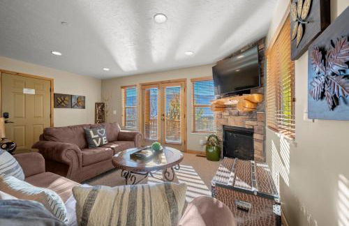 Altitude Adjustment with Resort Amenities MH1312 - Foto 2