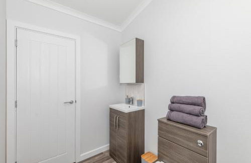 York Family Luxury Cabin with hot tub - Photo 38