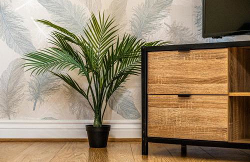 Contractors Retreat 3 bedroom house, sleeps up to 7, free parking - Foto 52