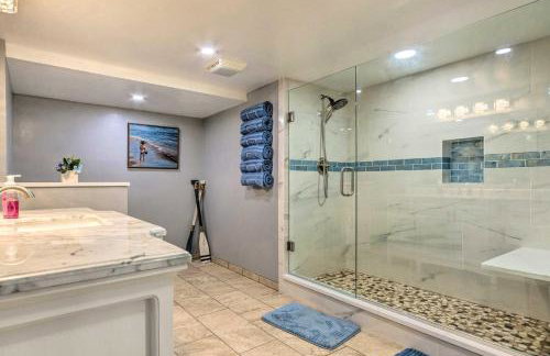 Deck and Fire Pit Lakefront Hideaway in Scranton! - Foto 15