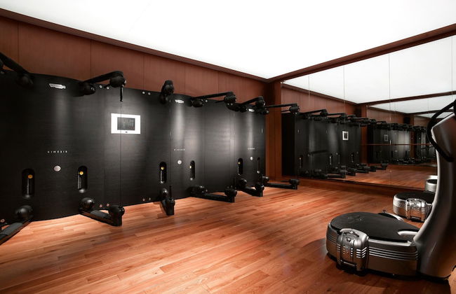 Grand Hyatt Residence - Photo 26