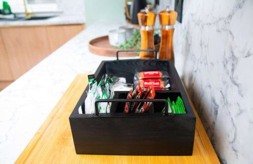 Sleeps 14 The Old Trafford Family Zen by Genesis Living - Foto 2