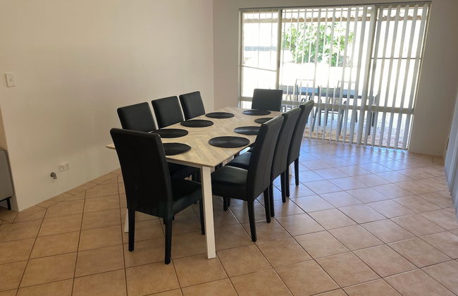 Ocean Keys Family Accommodation - Photo 6