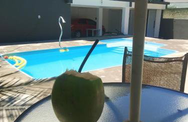 Excelente Imóvel com Acesso a Lagoa Particular - Photo 1