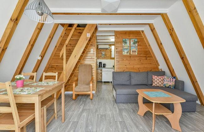 Wooden House in Kolobrzeg Near Sandy Beach - Foto 9