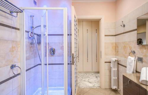 La Dolce Vita Of Via Veneto - Prestigious Apartment With Wonderful Terrace In the Historic Center - Foto 17